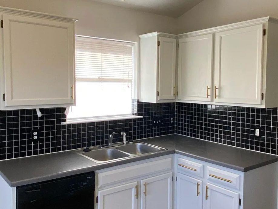 15405 Quinley Dr, Austin, TX 78728