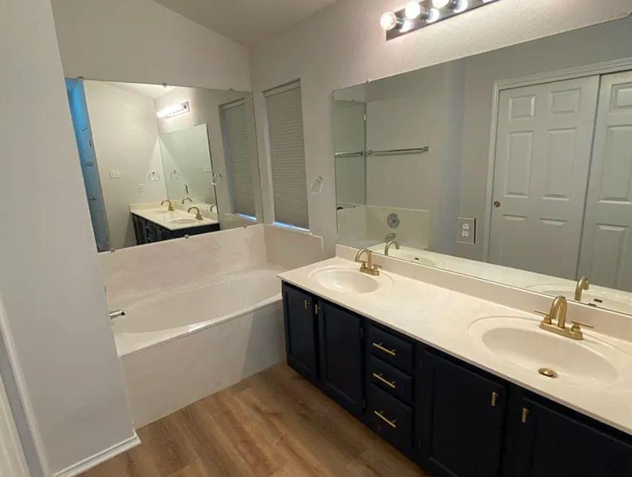 15405 Quinley Dr, Austin, TX 78728