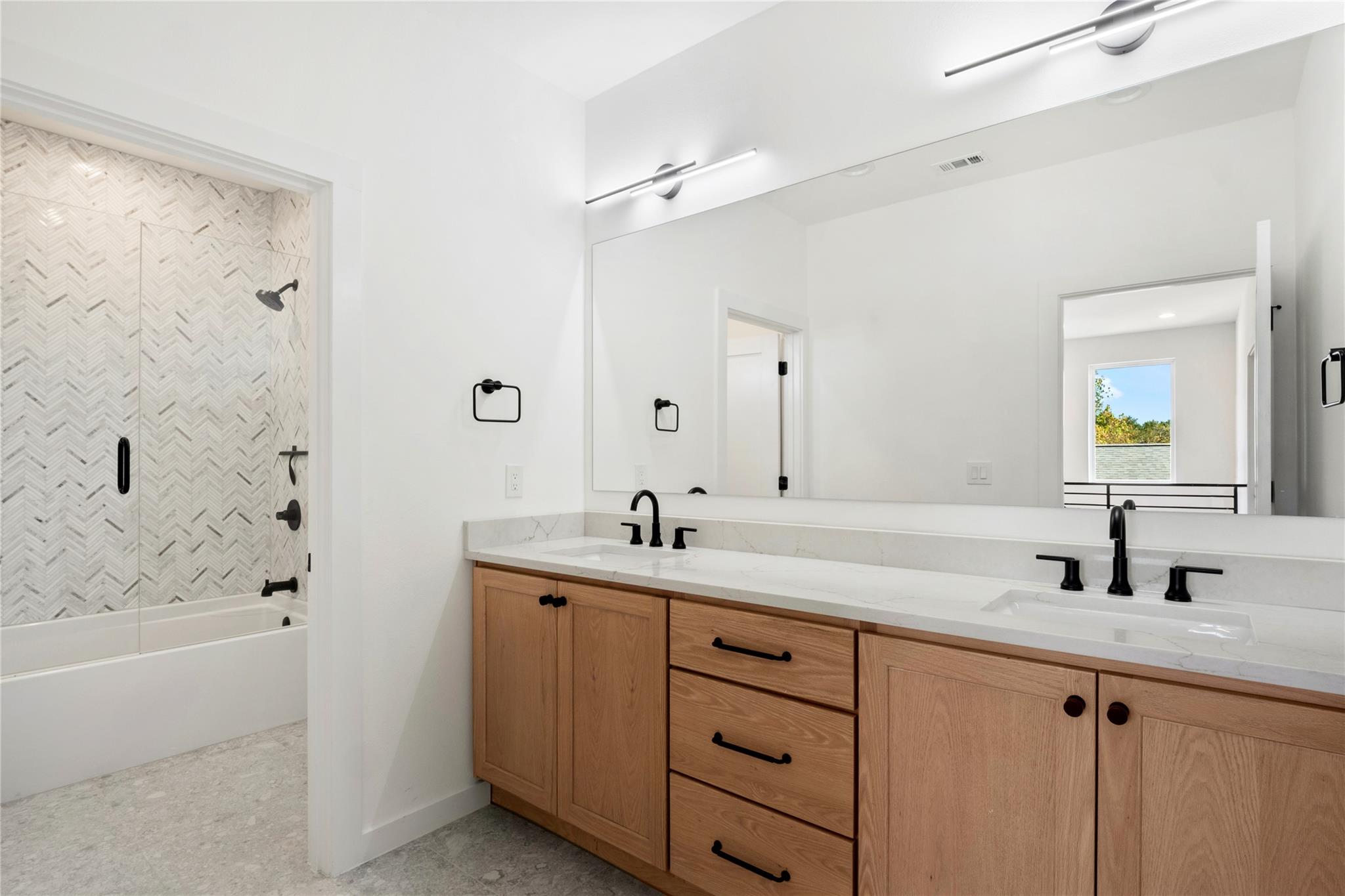 18205 Fair Ln, Jonestown, TX 78645