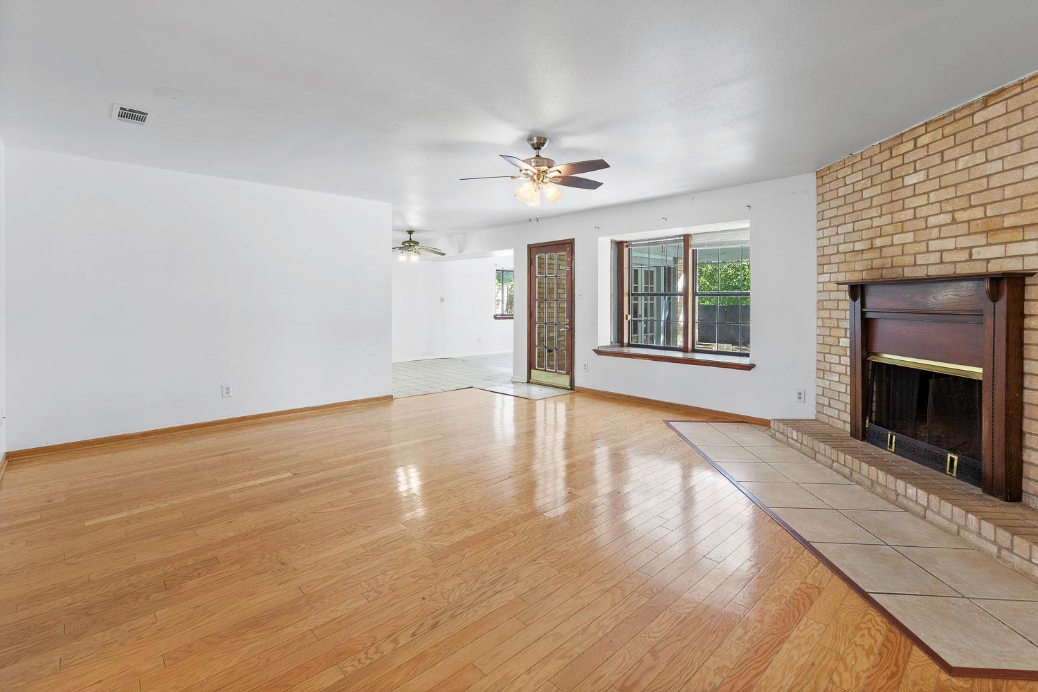 6303 Cannes Cir, Austin, TX 78745