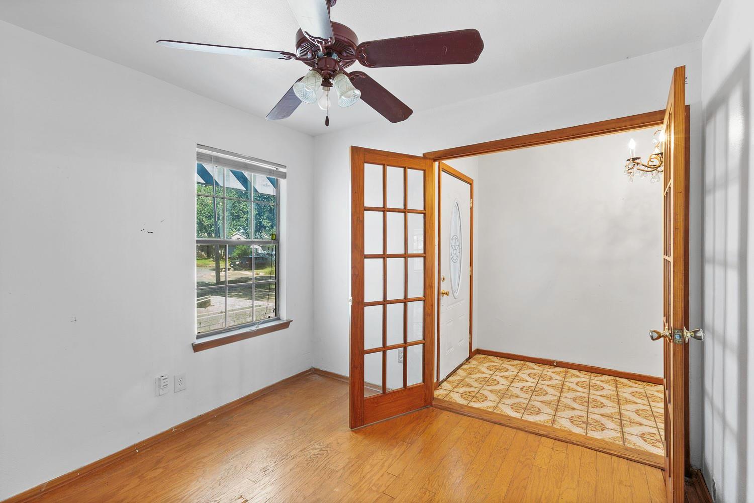 6303 Cannes Cir, Austin, TX 78745