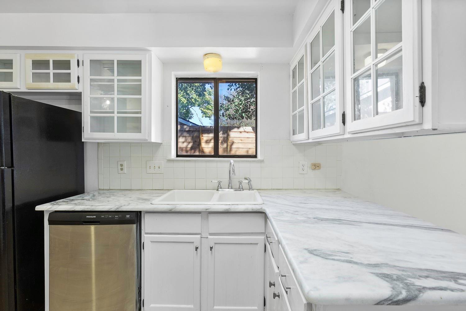 6303 Cannes Cir, Austin, TX 78745