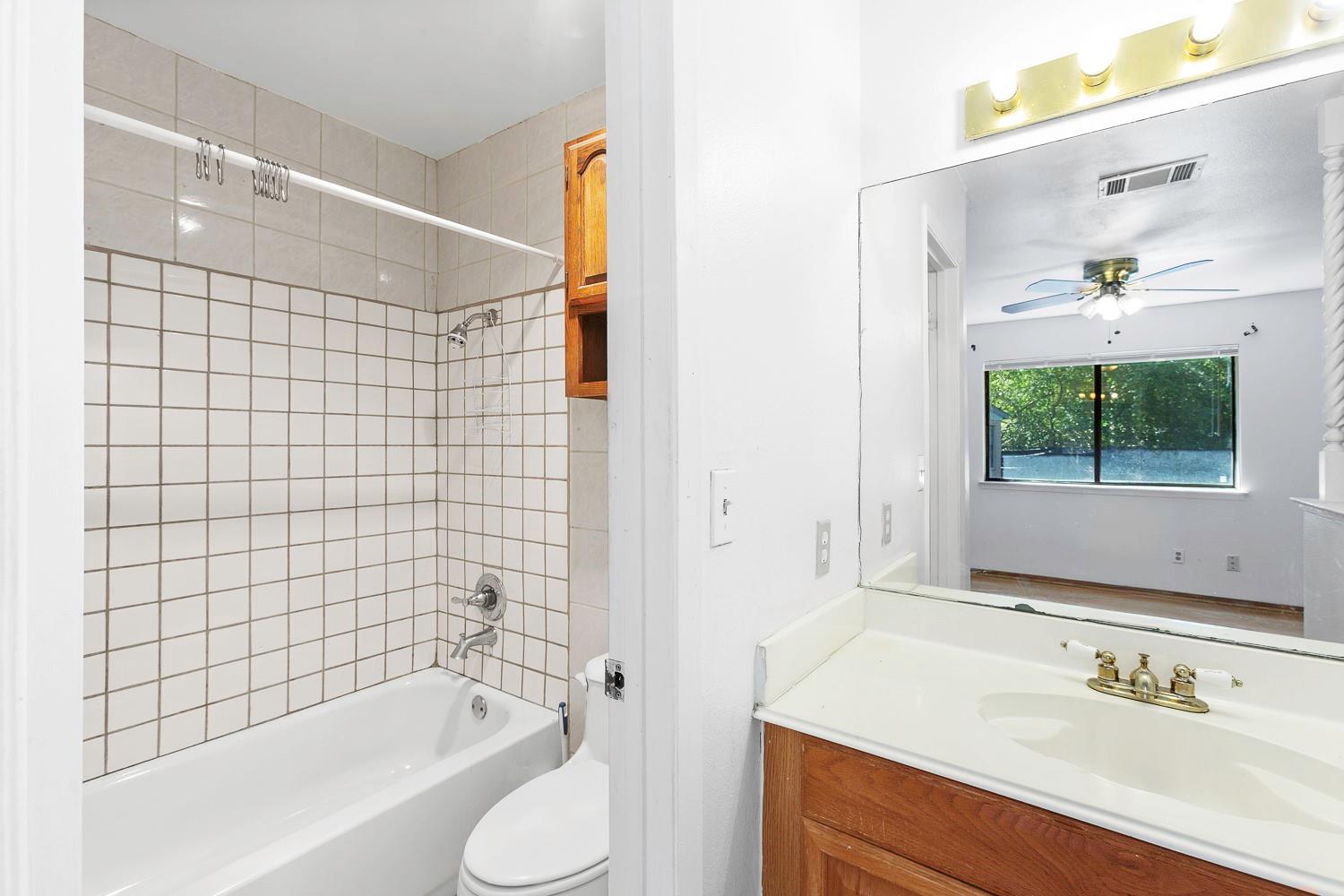 6303 Cannes Cir, Austin, TX 78745