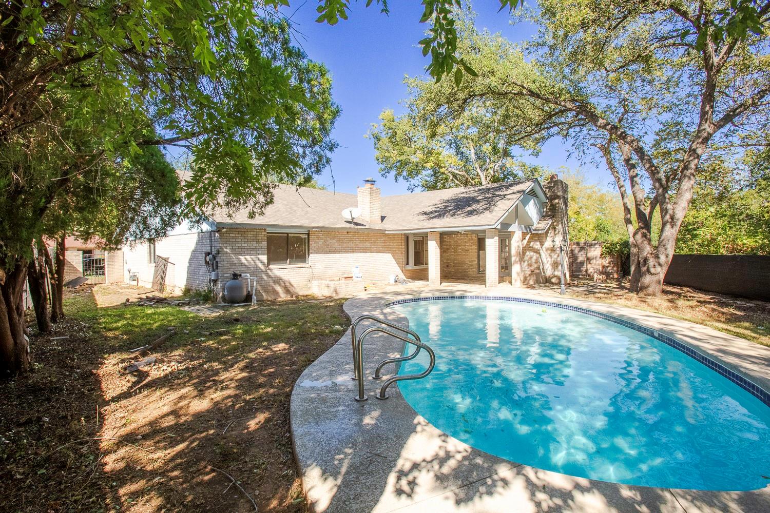 6303 Cannes Cir, Austin, TX 78745