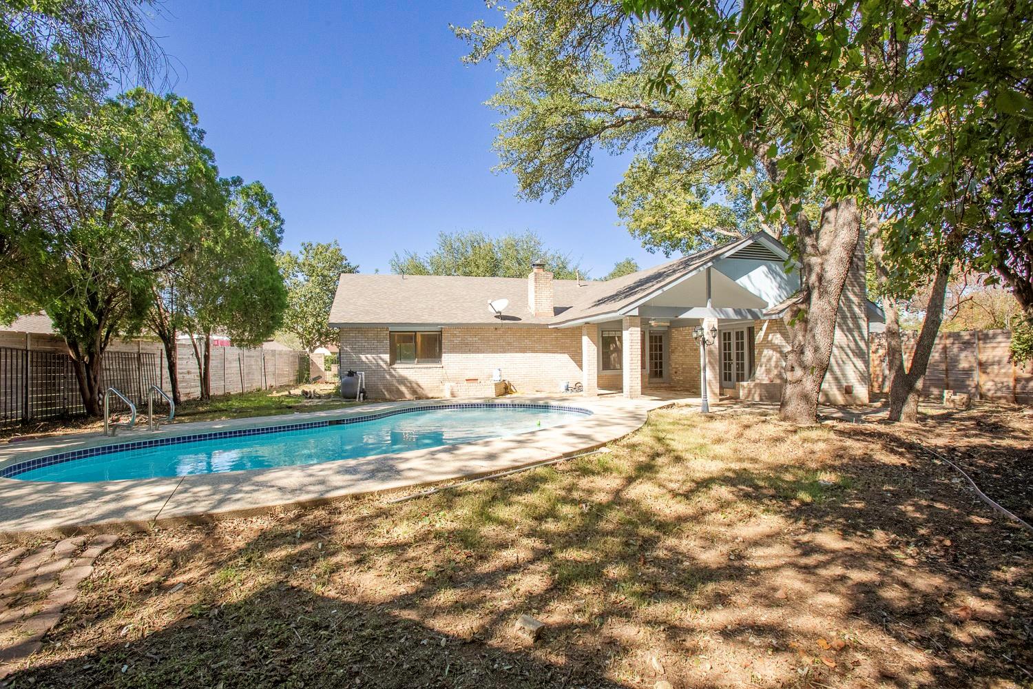 6303 Cannes Cir, Austin, TX 78745