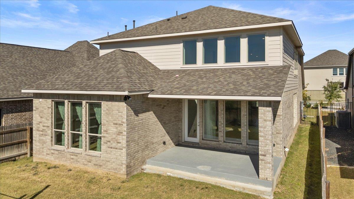 409 Dycus Bnd, Liberty Hill, TX 78642