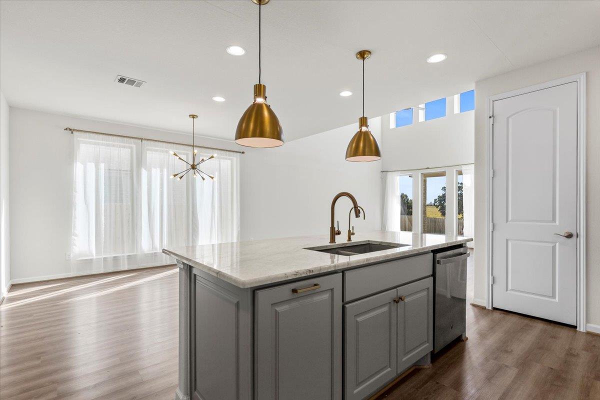 409 Dycus Bnd, Liberty Hill, TX 78642