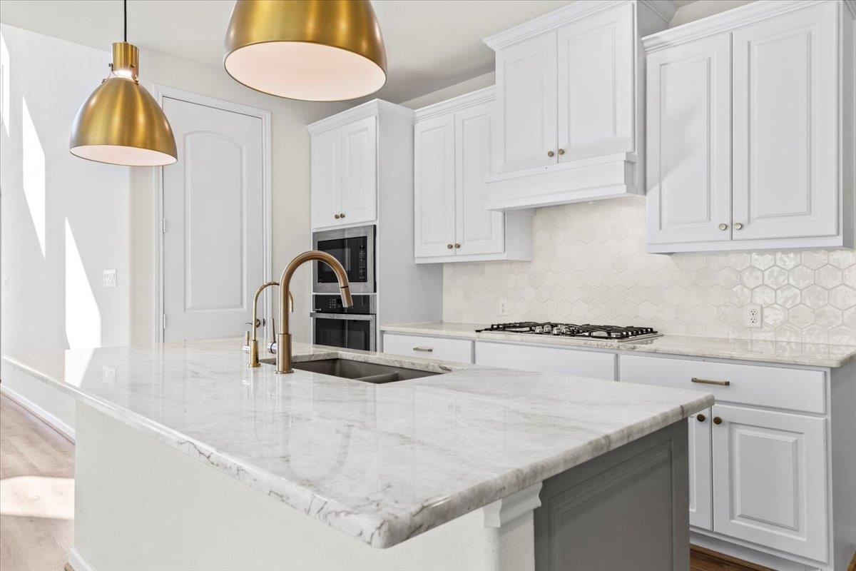 409 Dycus Bnd, Liberty Hill, TX 78642