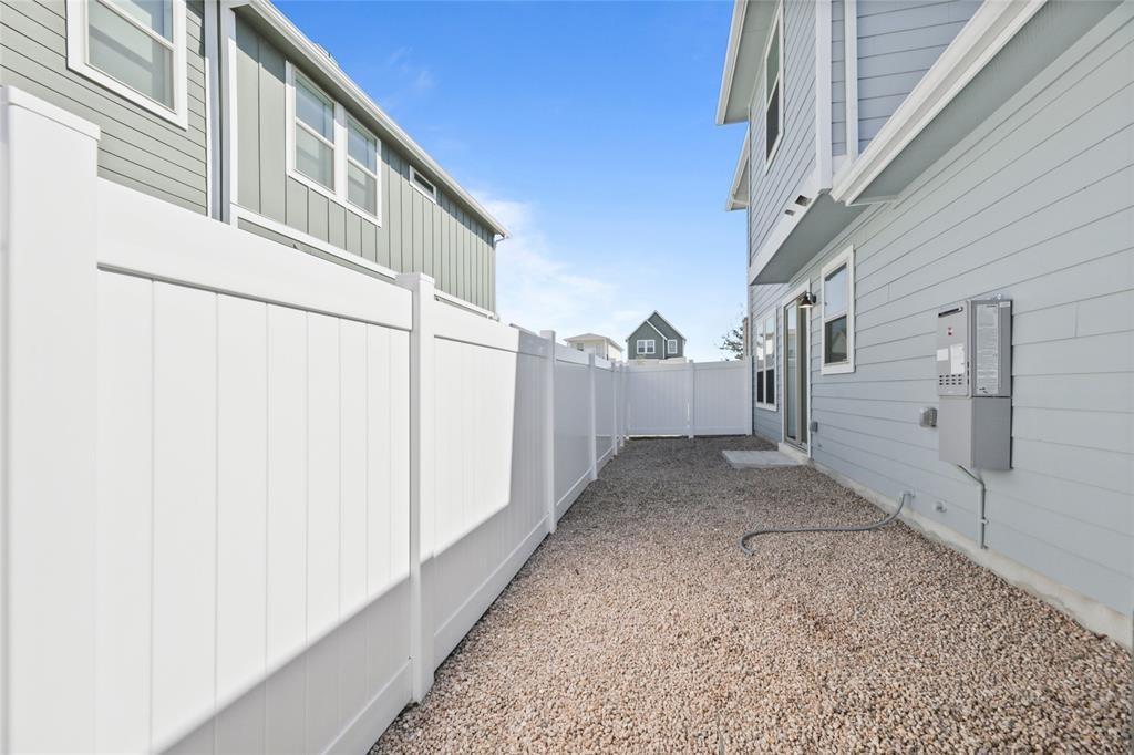 8302 Mandela Bnd, Austin, TX 78744