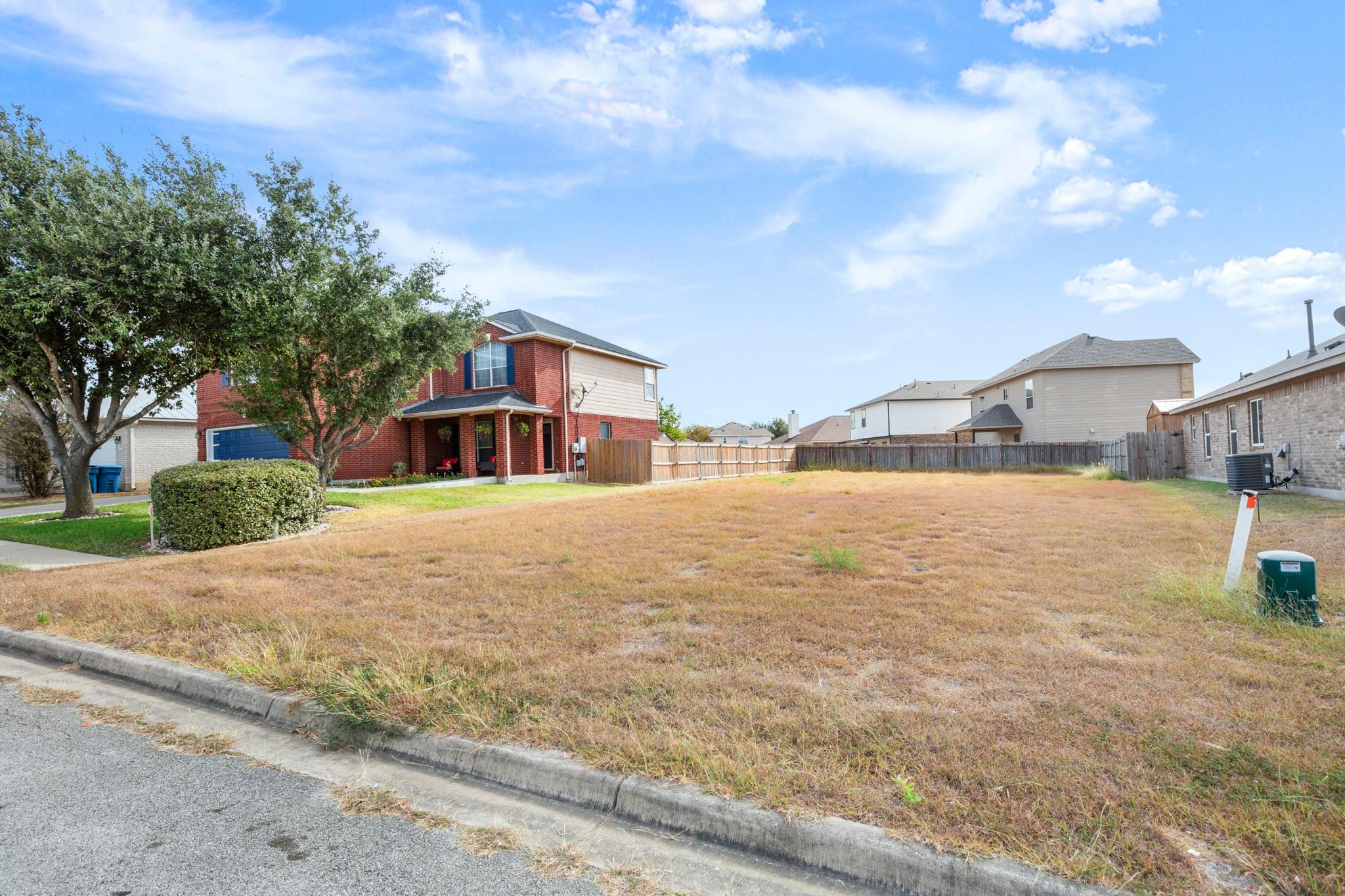 406 Gettysburg Loop, Elgin, TX 78621