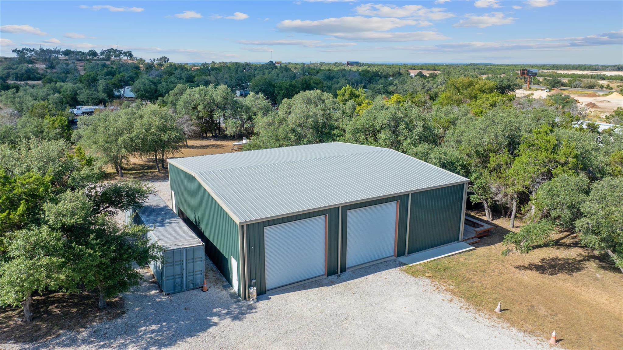 217 Southern Dr, Johnson City, TX 78636