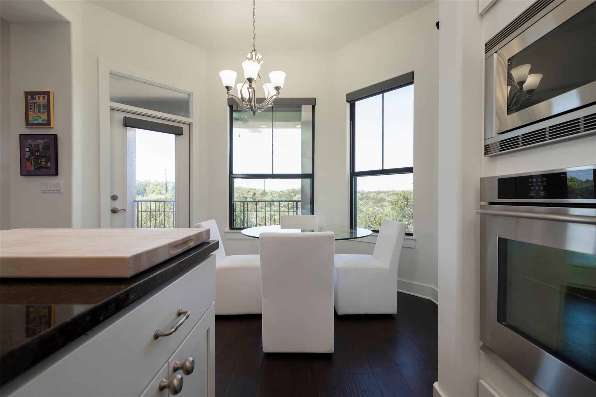 8200 Southwest Pkwy # 321, Austin, TX 78735