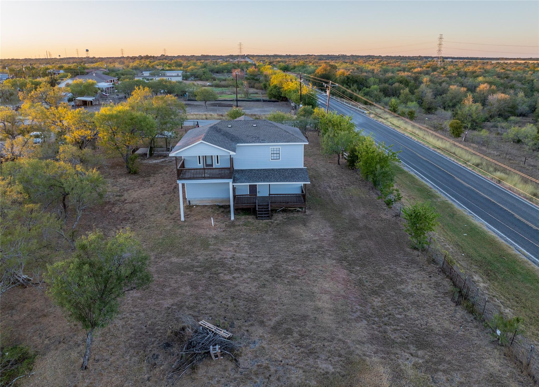 125 Highland Ranch Way, Dale, TX 78616