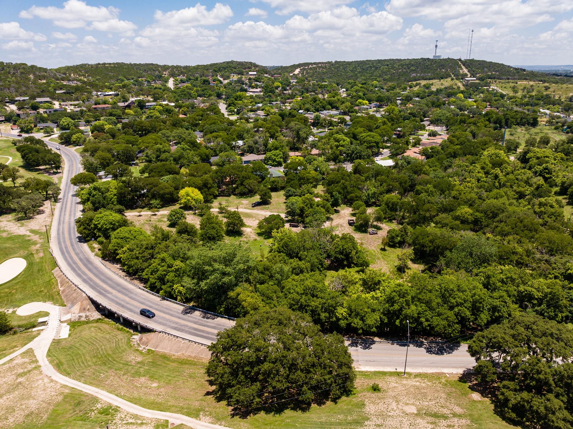 951 Cypress Creek Rd, Kerrville, TX 78028
