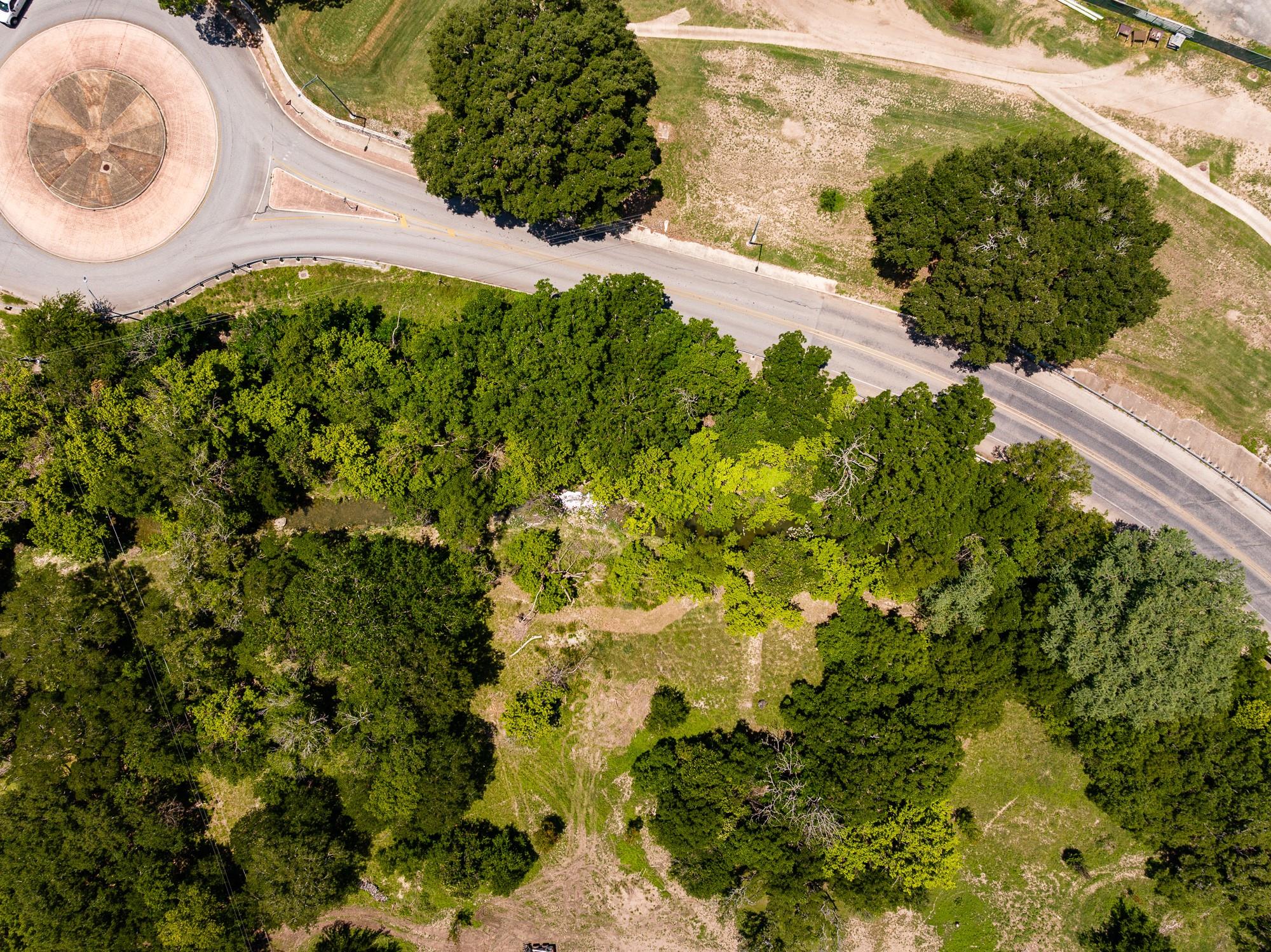 951 Cypress Creek Rd, Kerrville, TX 78028