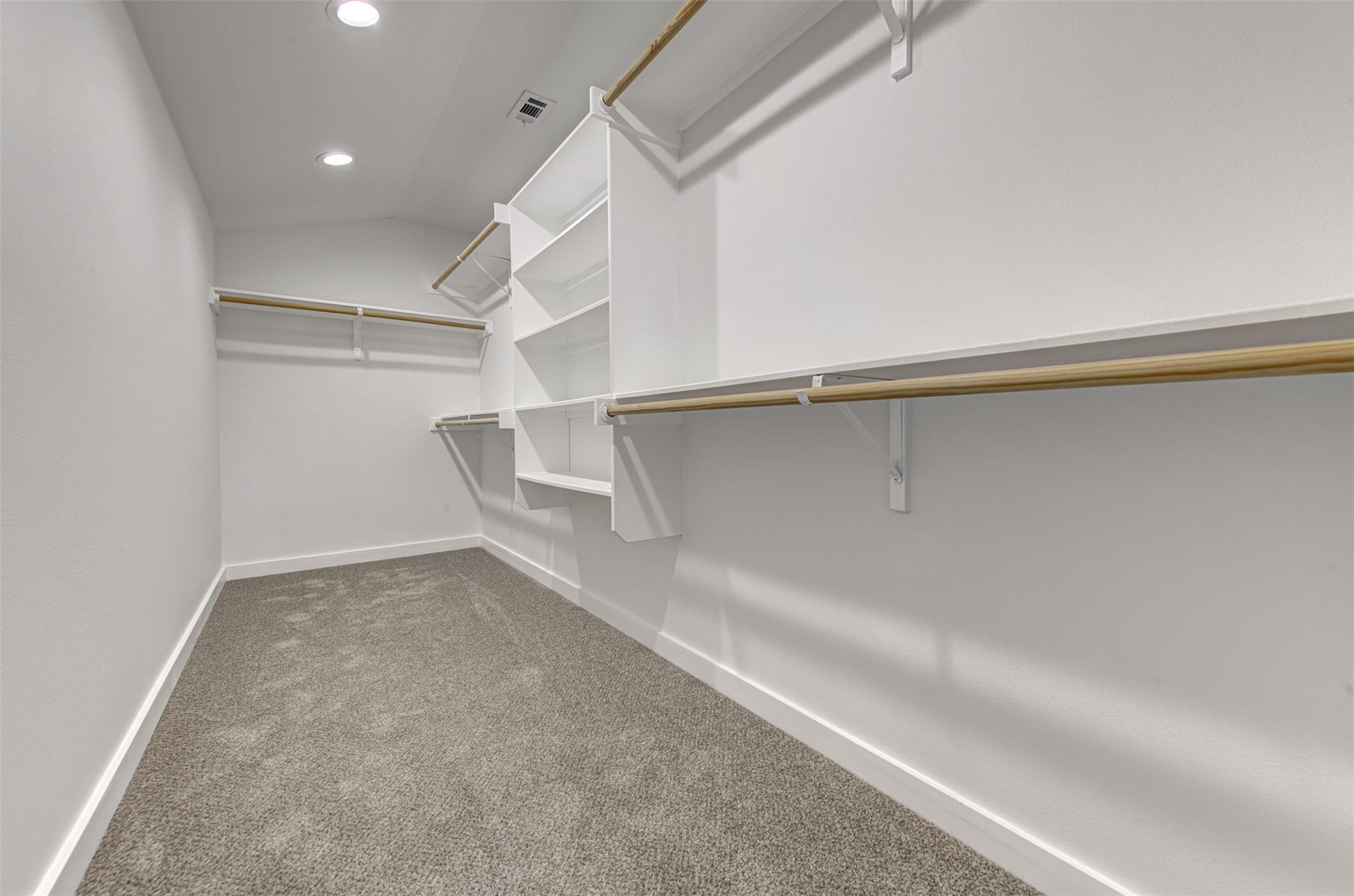 18414 Roundrock Rd, Jonestown, TX 78645