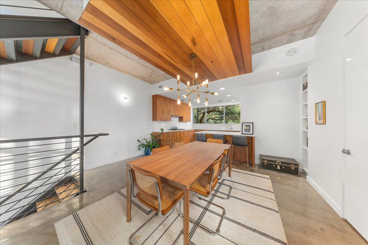 2301 S 5th St # 6, Austin, TX 78704