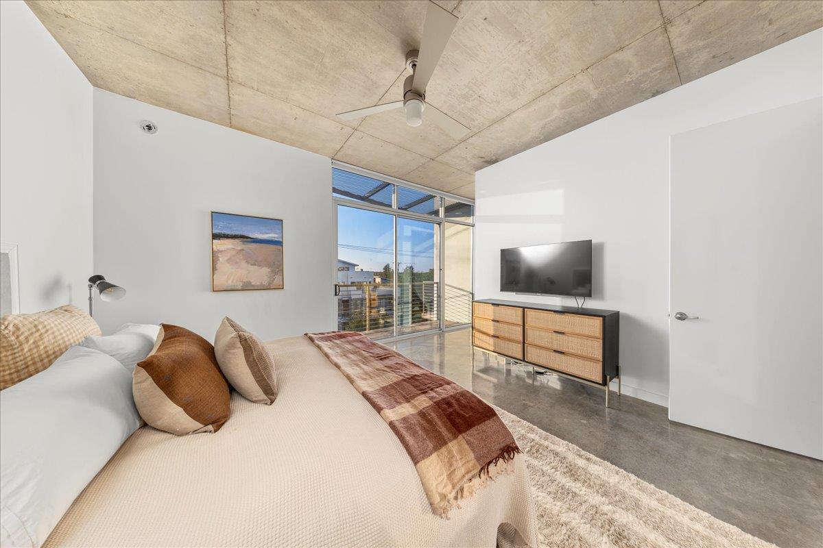 2301 S 5th St # 6, Austin, TX 78704