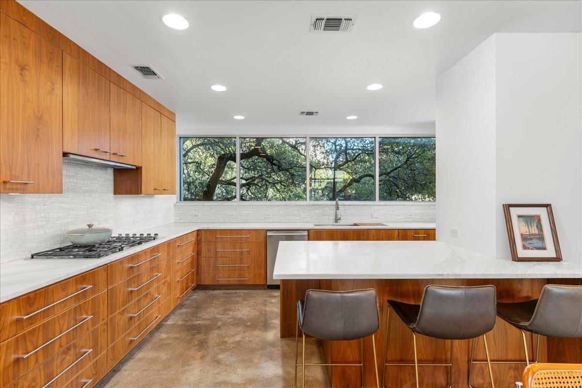 2301 S 5th St # 6, Austin, TX 78704