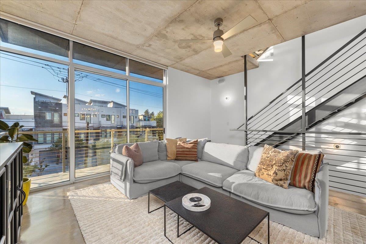 2301 S 5th St # 6, Austin, TX 78704