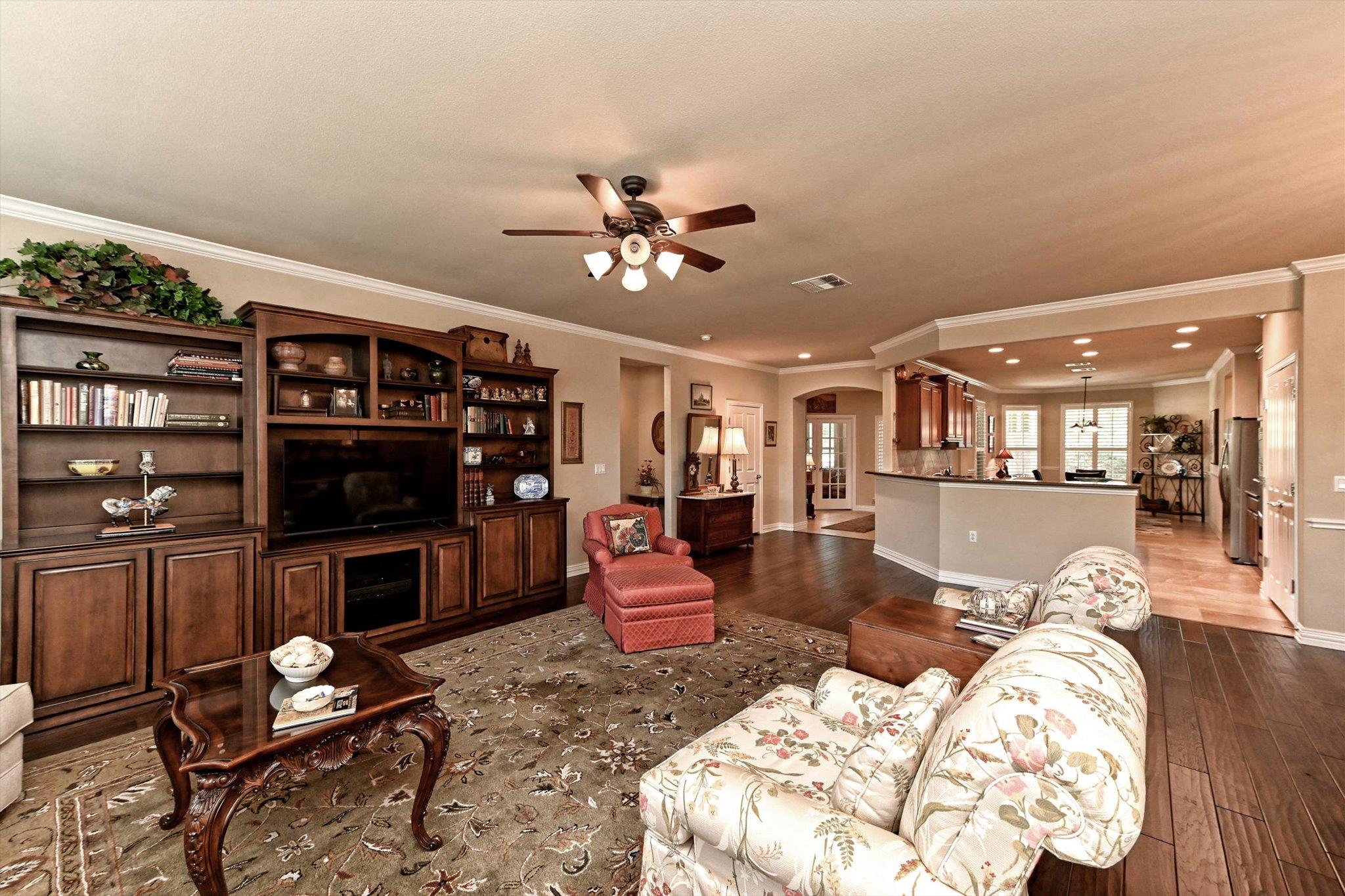 302 Pipe Creek Ln, Georgetown, TX 78633