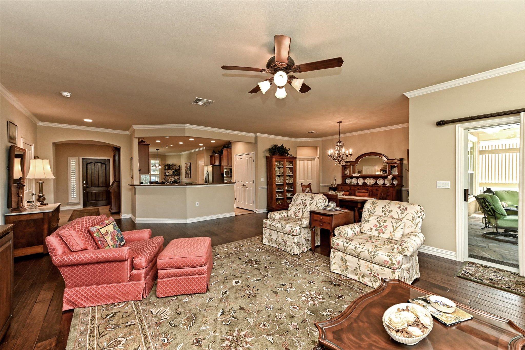 302 Pipe Creek Ln, Georgetown, TX 78633