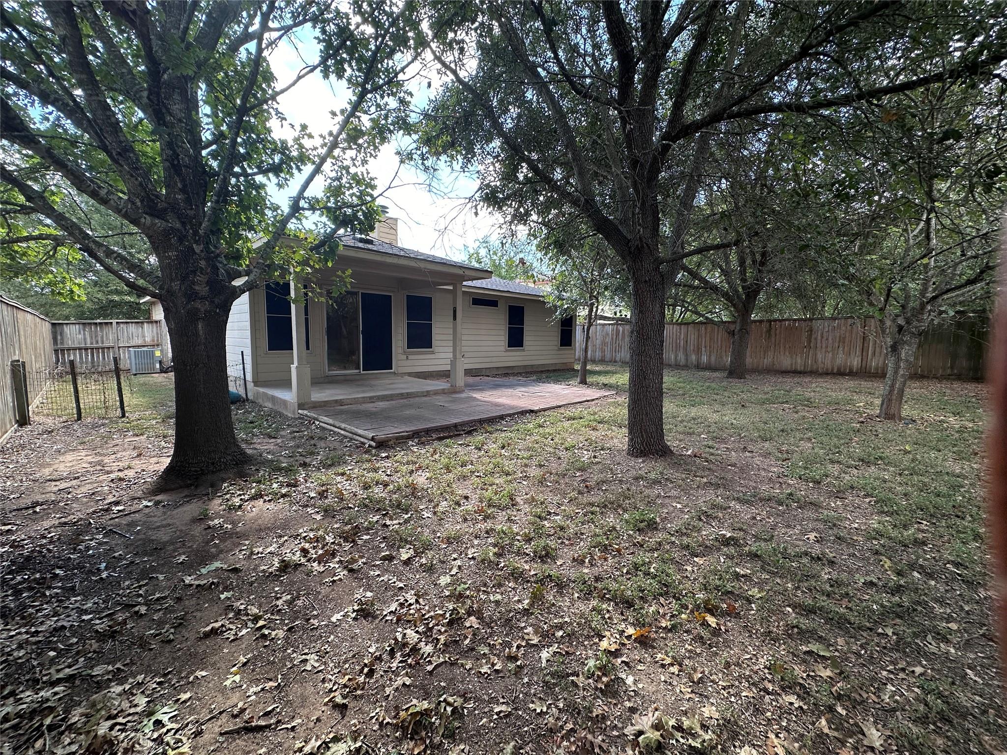 320 Schaefer Blvd, Bastrop, TX 78602