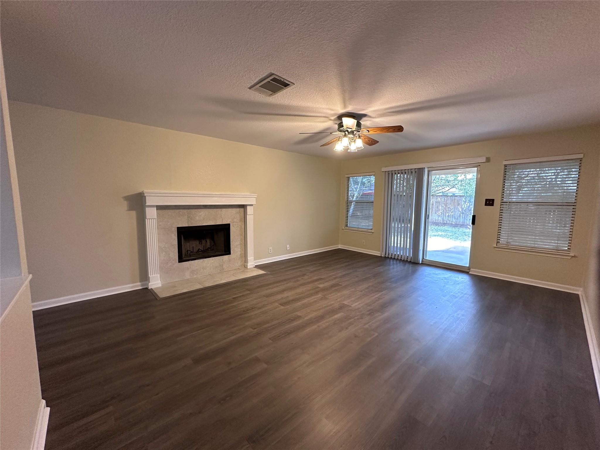 320 Schaefer Blvd, Bastrop, TX 78602