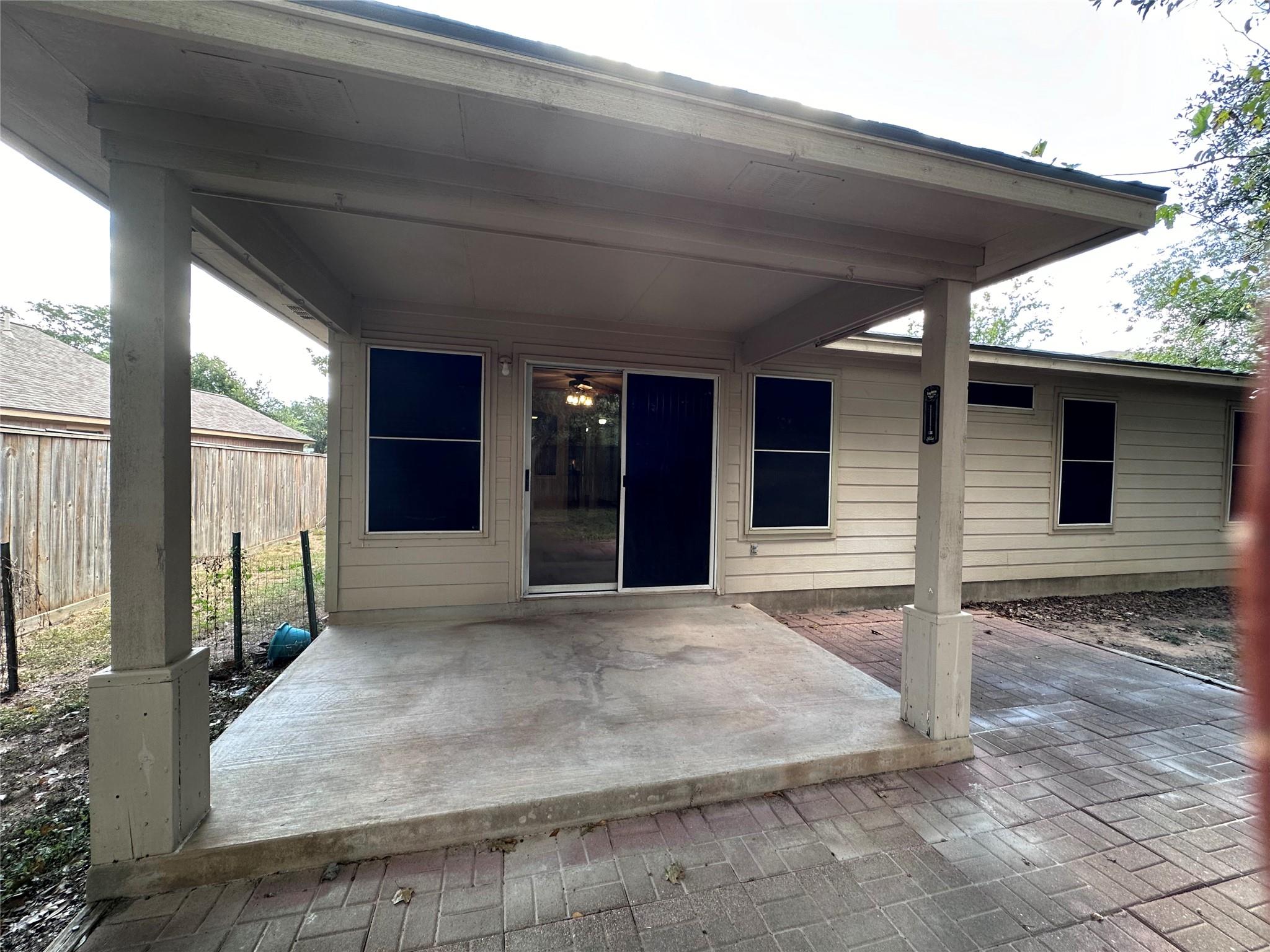 320 Schaefer Blvd, Bastrop, TX 78602