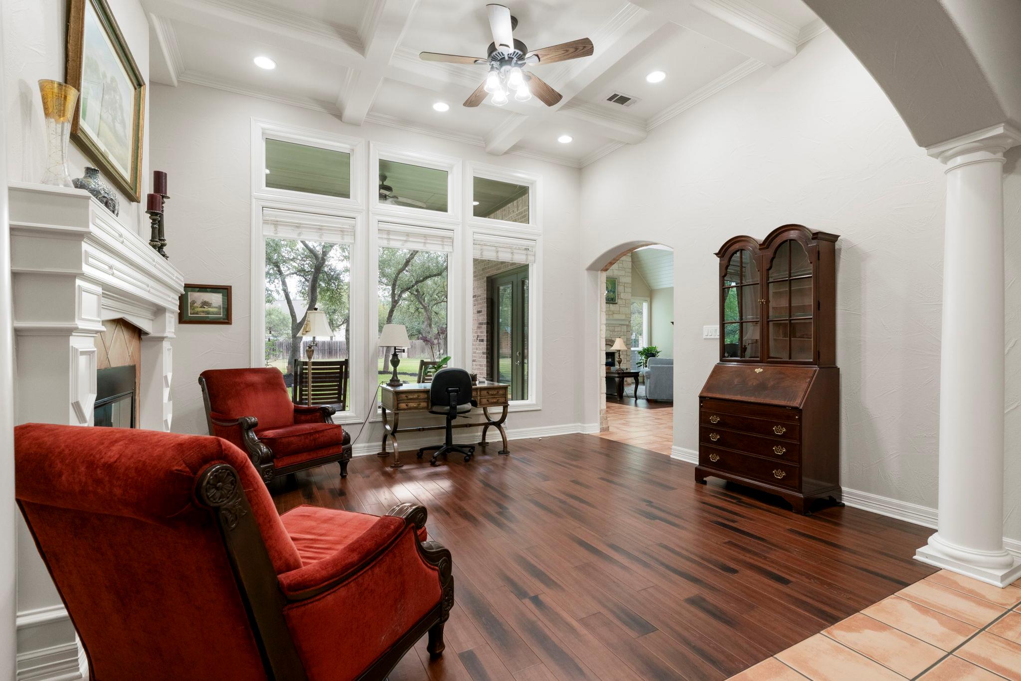 209 Goldridge Dr, Georgetown, TX 78633