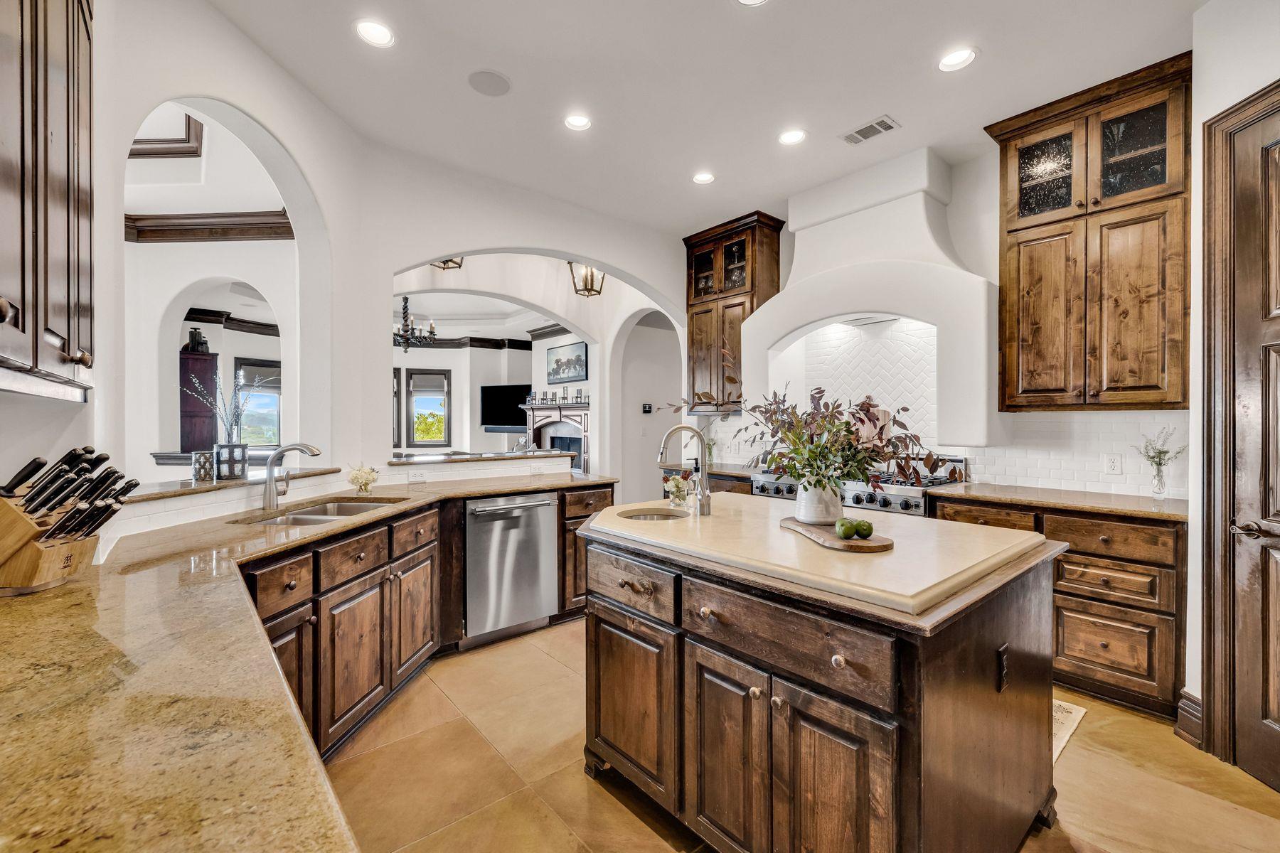 1710 Mount Larson Rd, Austin, TX 78746