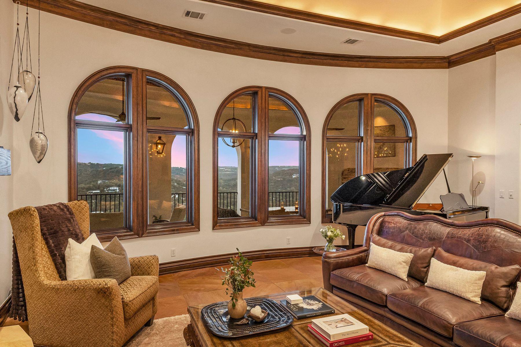 1710 Mount Larson Rd, Austin, TX 78746