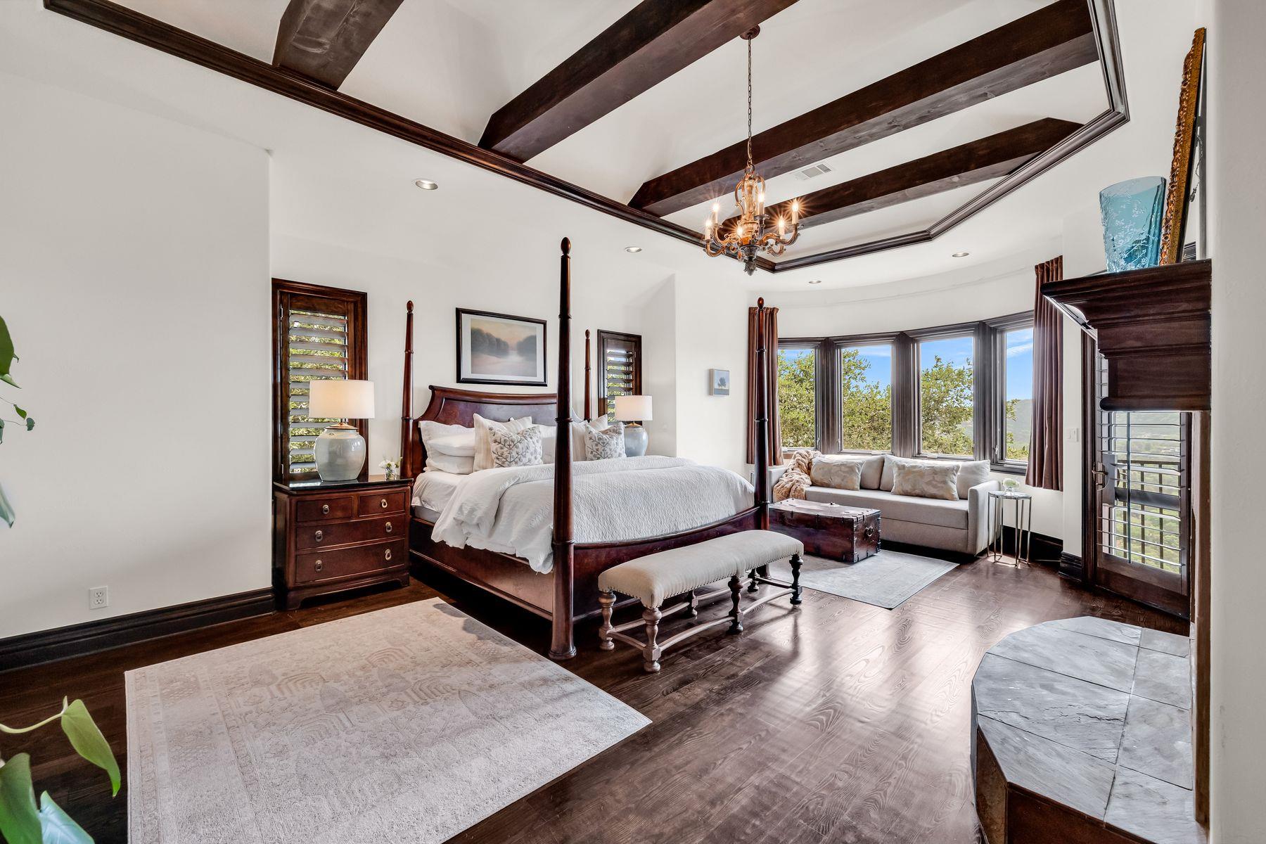 1710 Mount Larson Rd, Austin, TX 78746