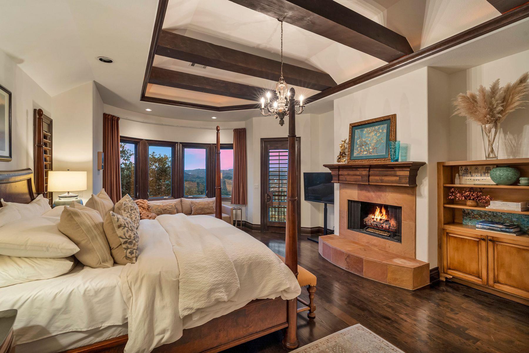 1710 Mount Larson Rd, Austin, TX 78746