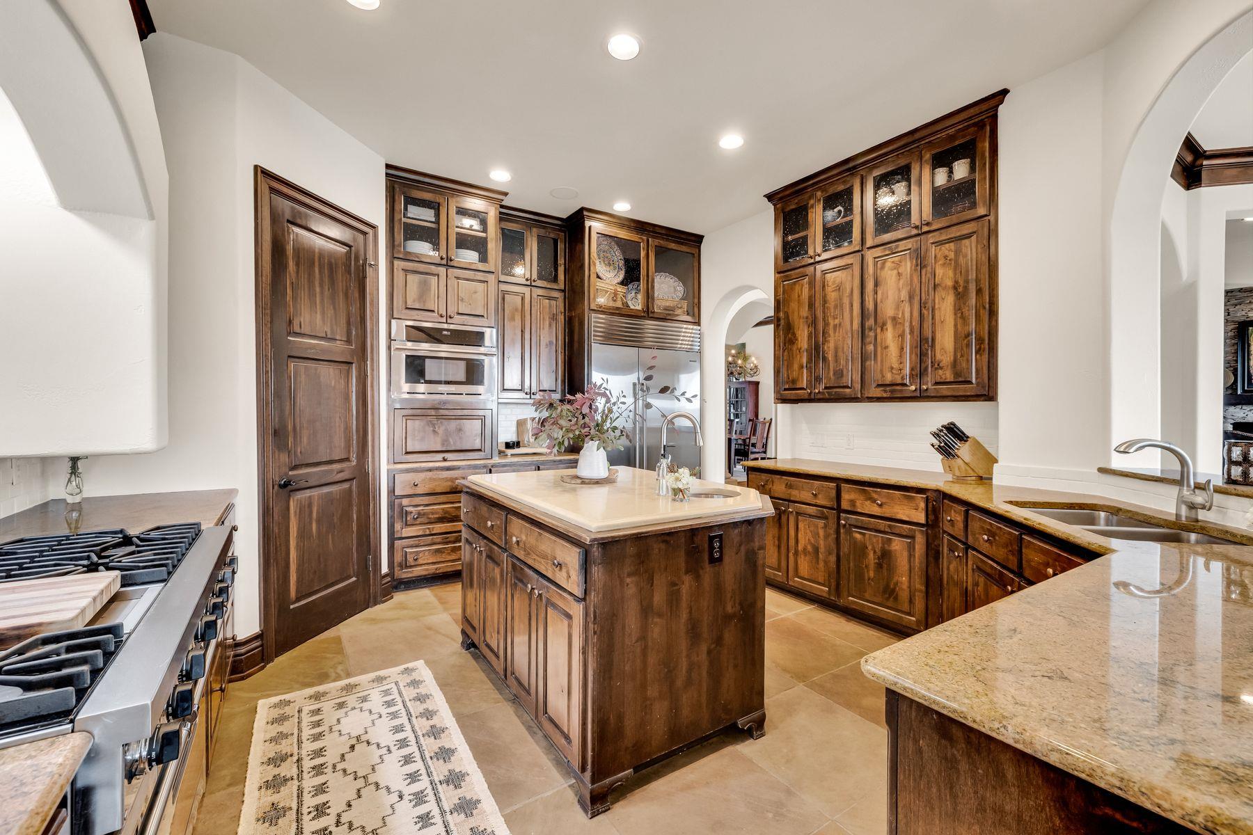 1710 Mount Larson Rd, Austin, TX 78746