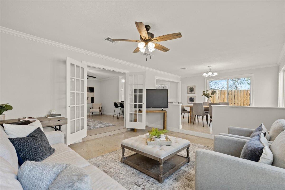 3206 BARNSLEY Dr, Austin, TX 78745