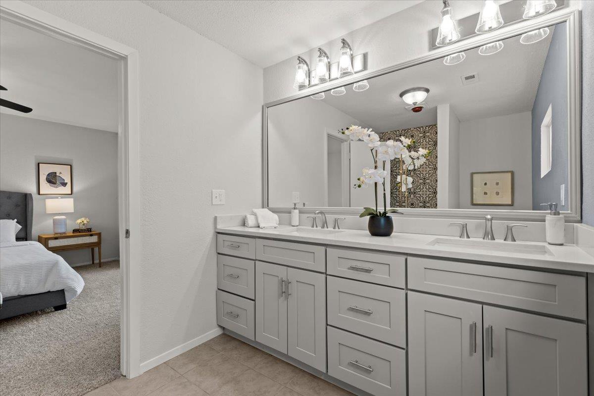 3206 BARNSLEY Dr, Austin, TX 78745