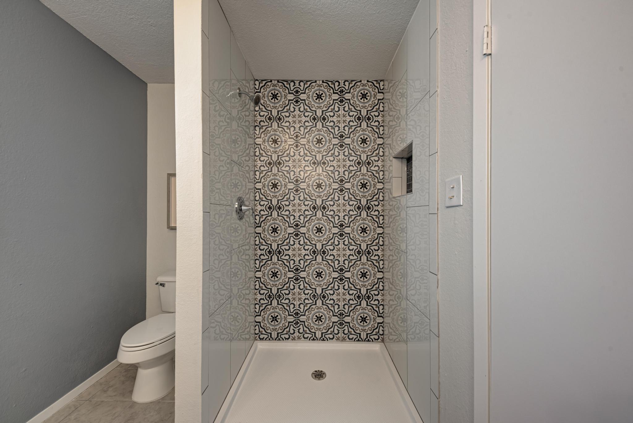 3206 BARNSLEY Dr, Austin, TX 78745