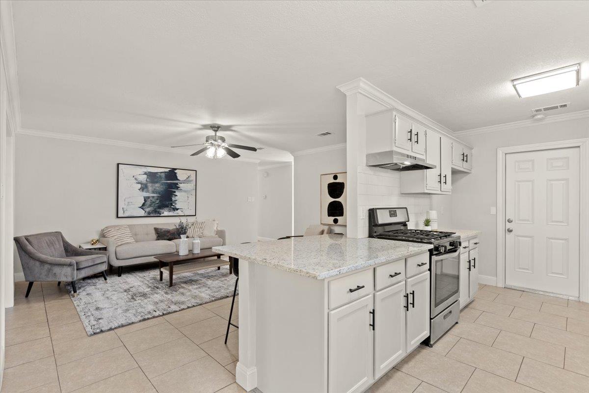 3206 BARNSLEY Dr, Austin, TX 78745