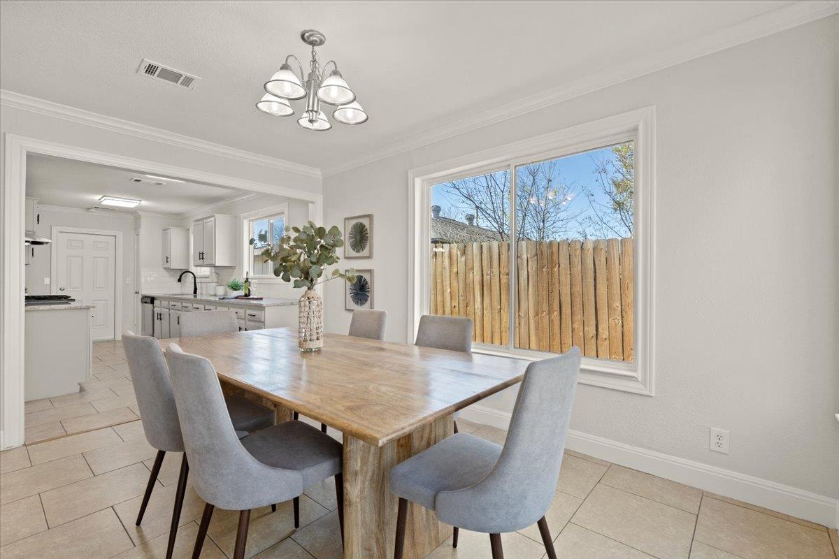 3206 BARNSLEY Dr, Austin, TX 78745