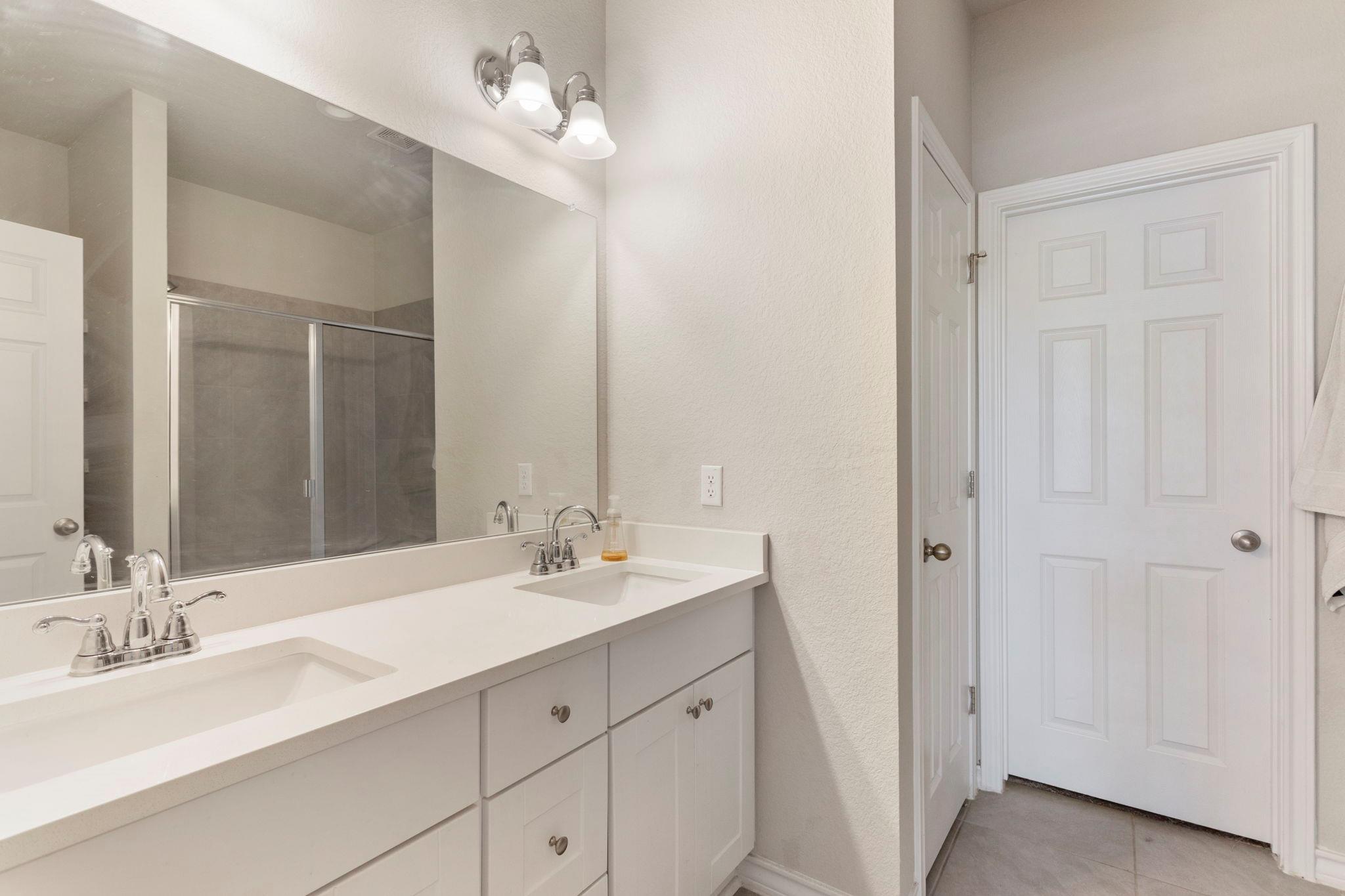 1912 Los Olivios Way, Austin, TX 78725