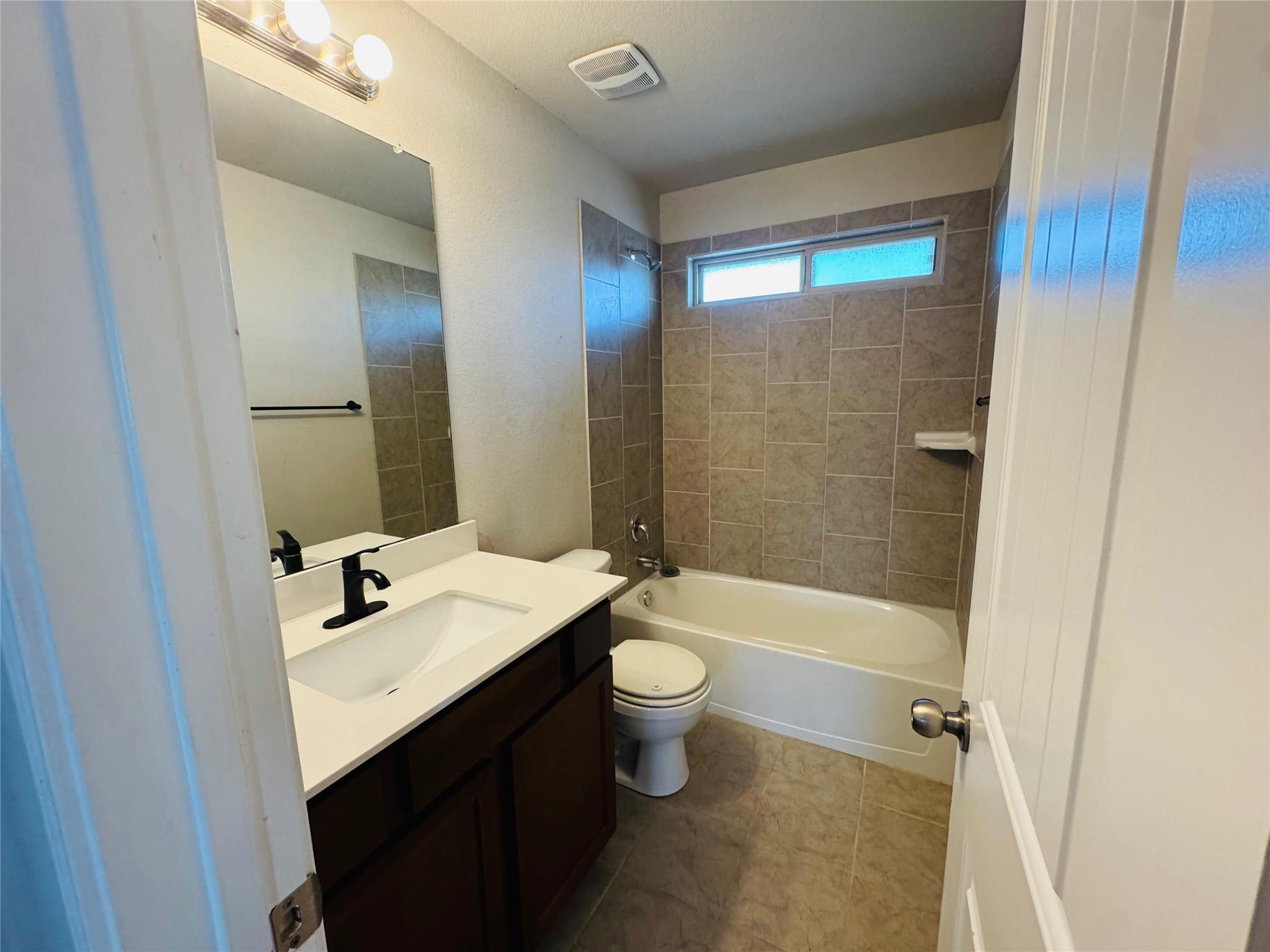 718 Nautical Loop, Kyle, TX 78640