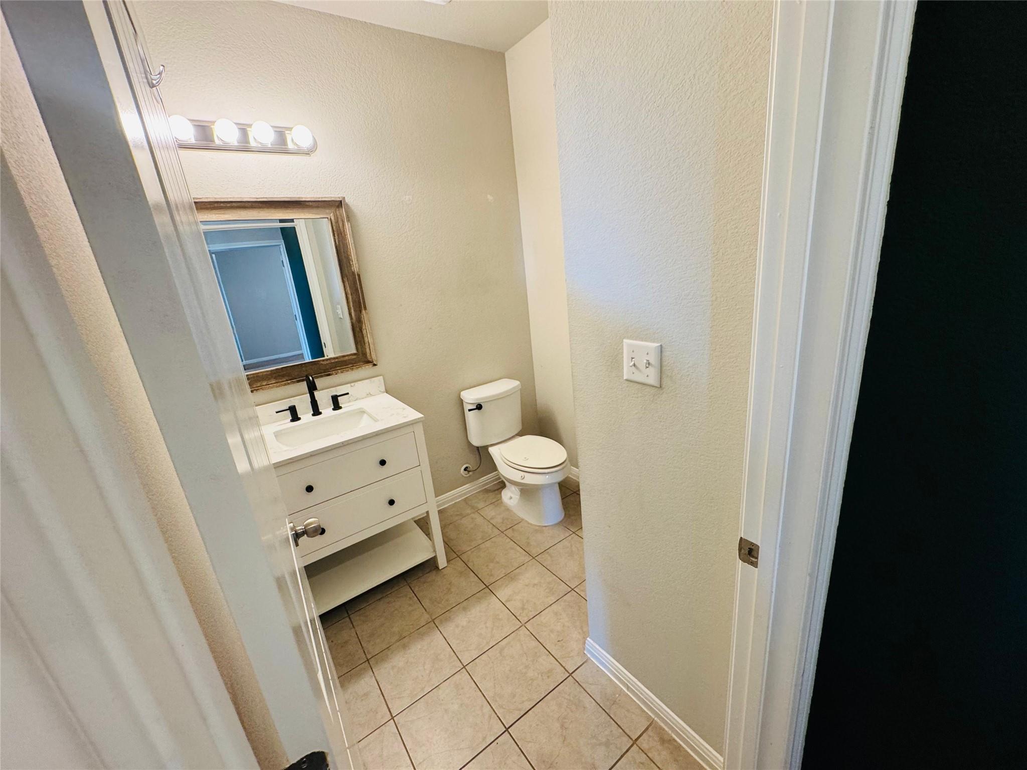 718 Nautical Loop, Kyle, TX 78640