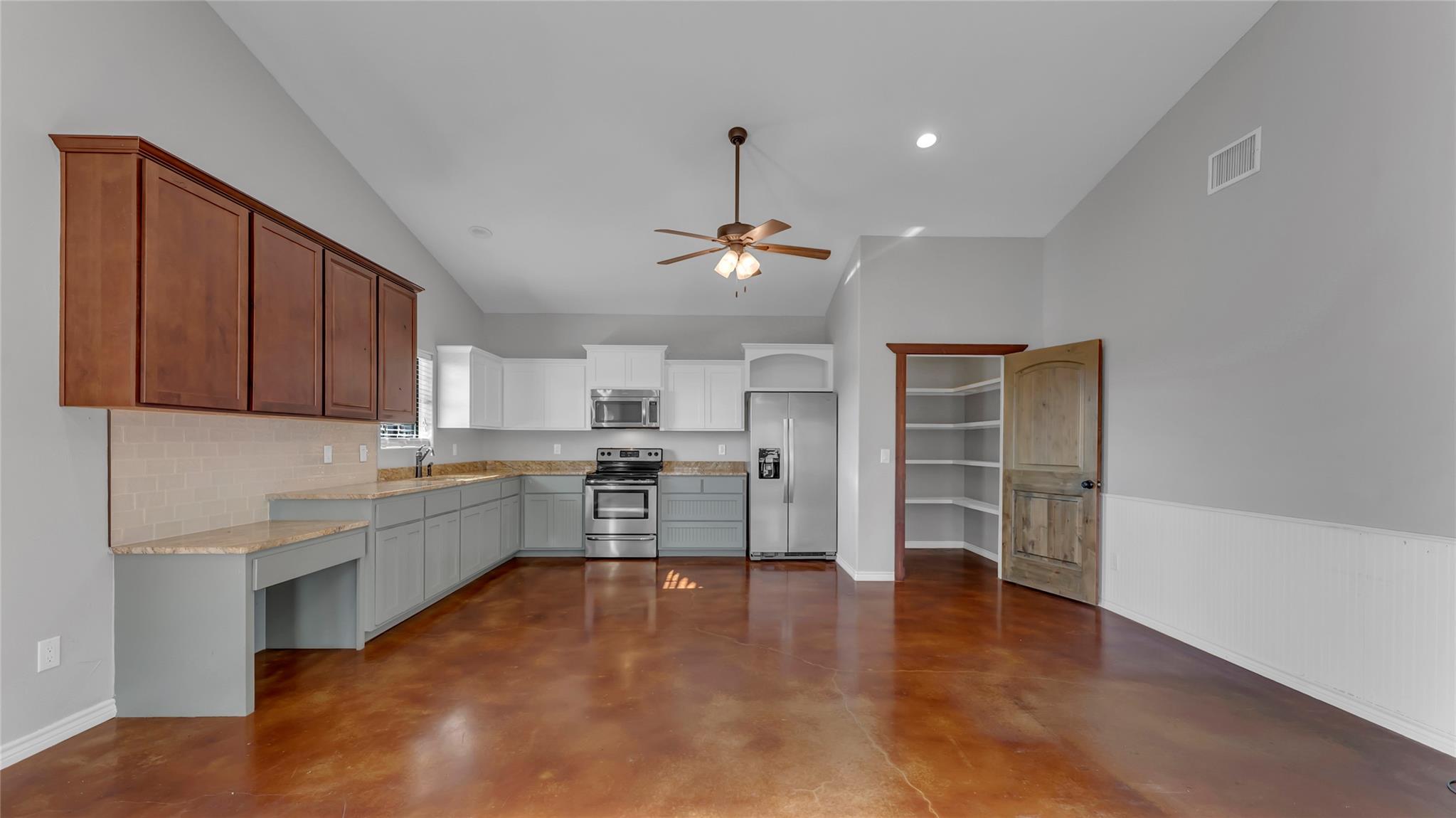 3110 FM 1431, Kingsland, TX 78639