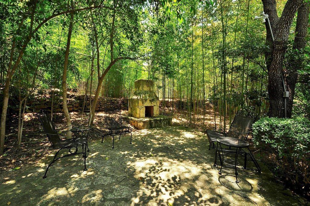 735 Patterson Ave, Austin, TX 78703