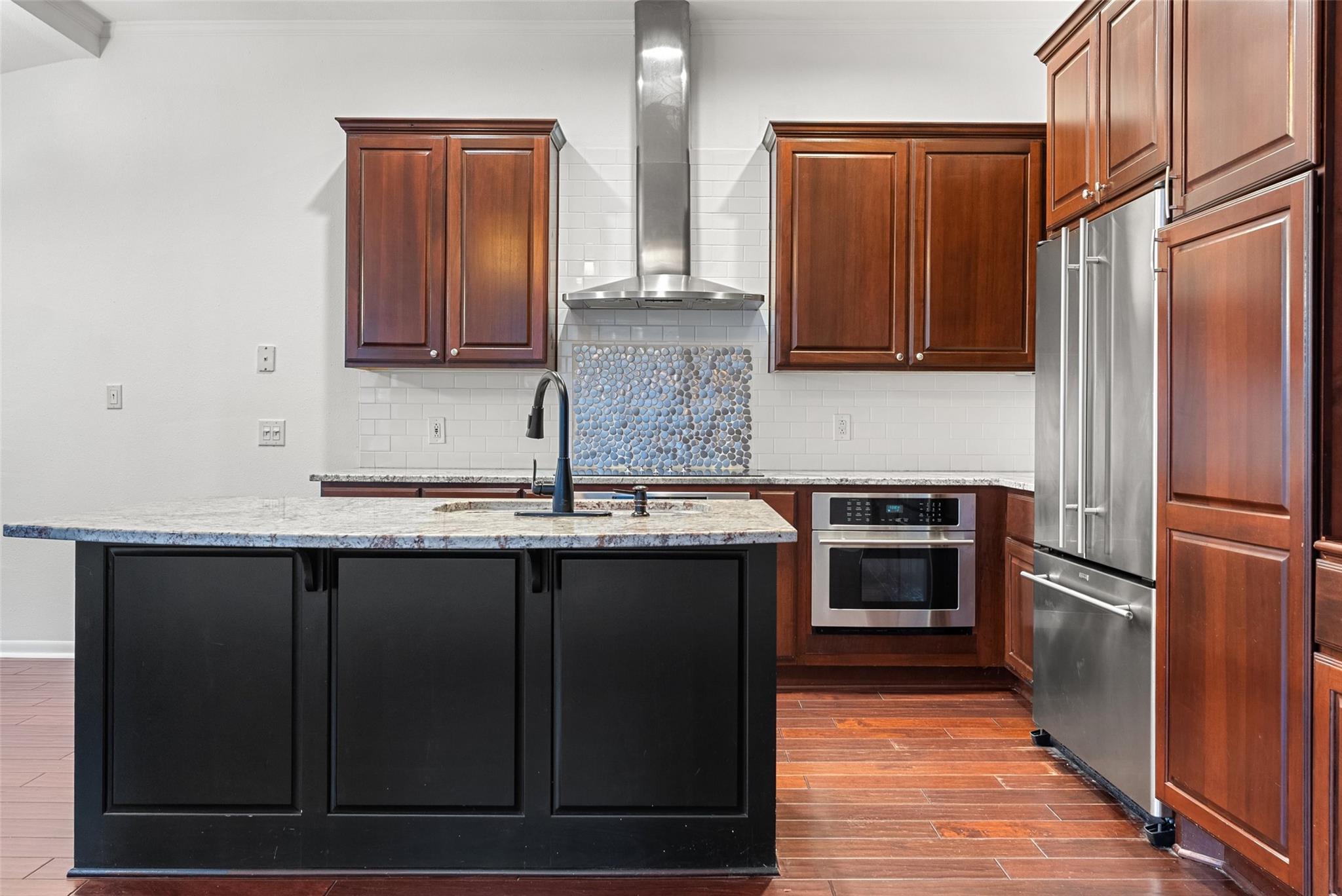 735 Patterson Ave, Austin, TX 78703