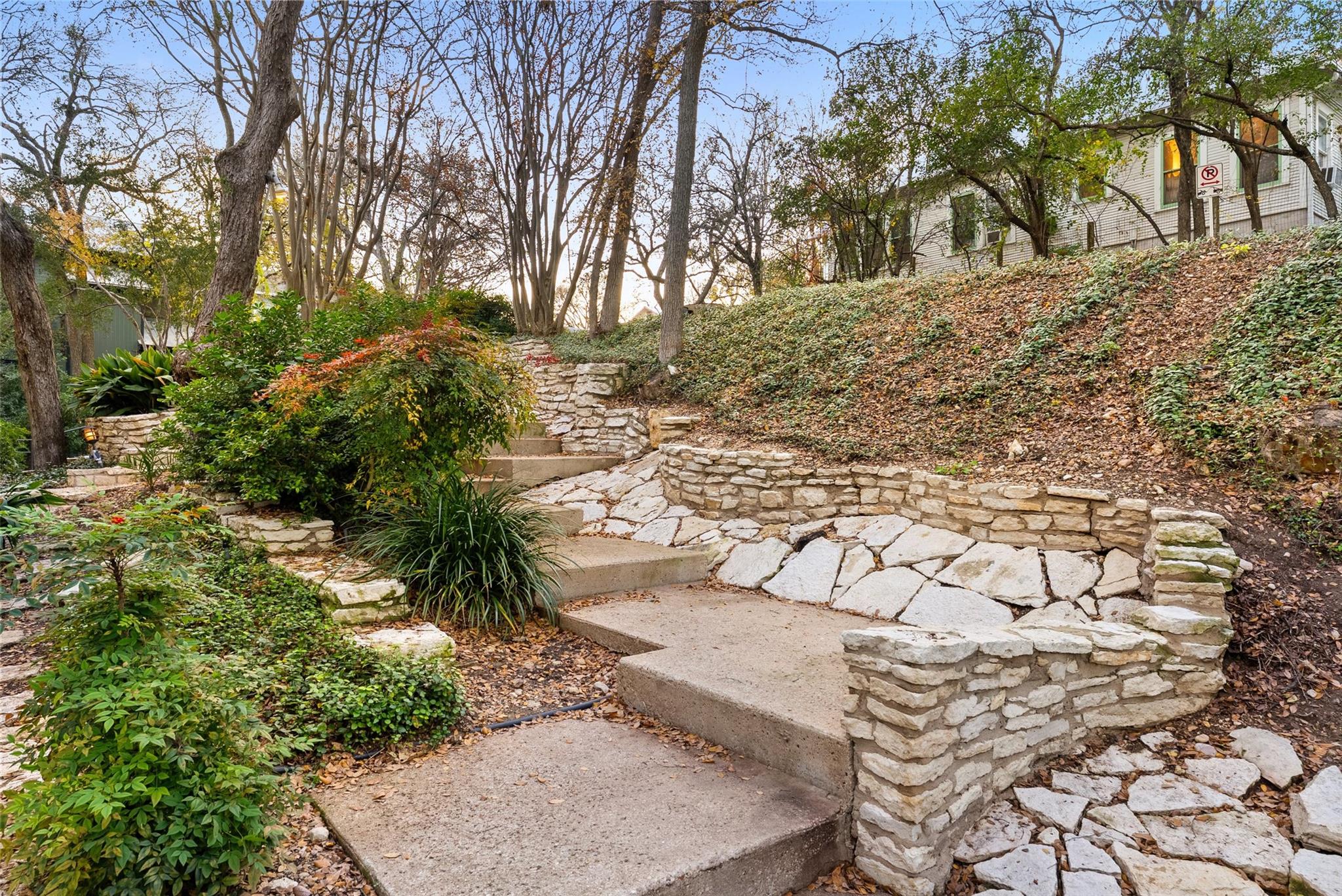 735 Patterson Ave, Austin, TX 78703