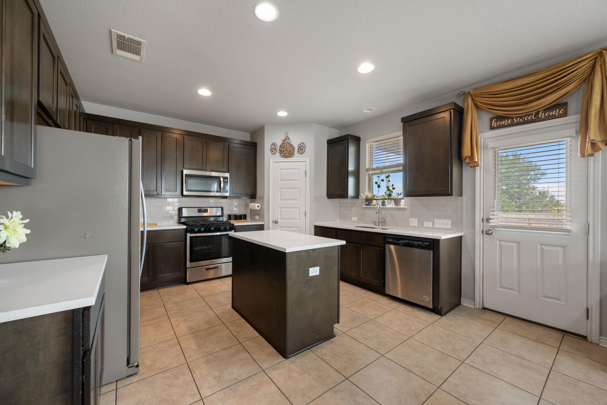 1306 Hazleton Cv, Austin, TX 78753