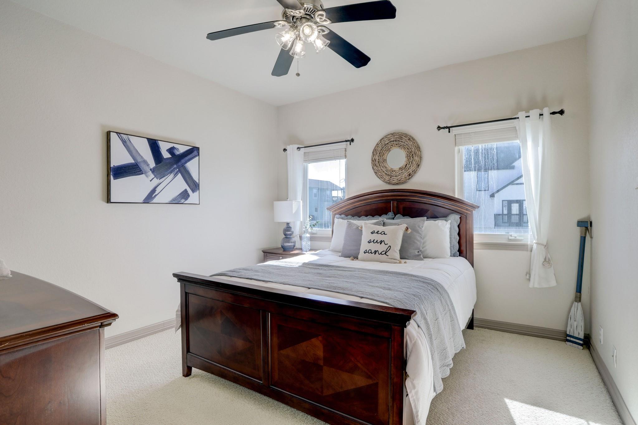 442 Jeanie Lynn St, Galveston, TX 77554