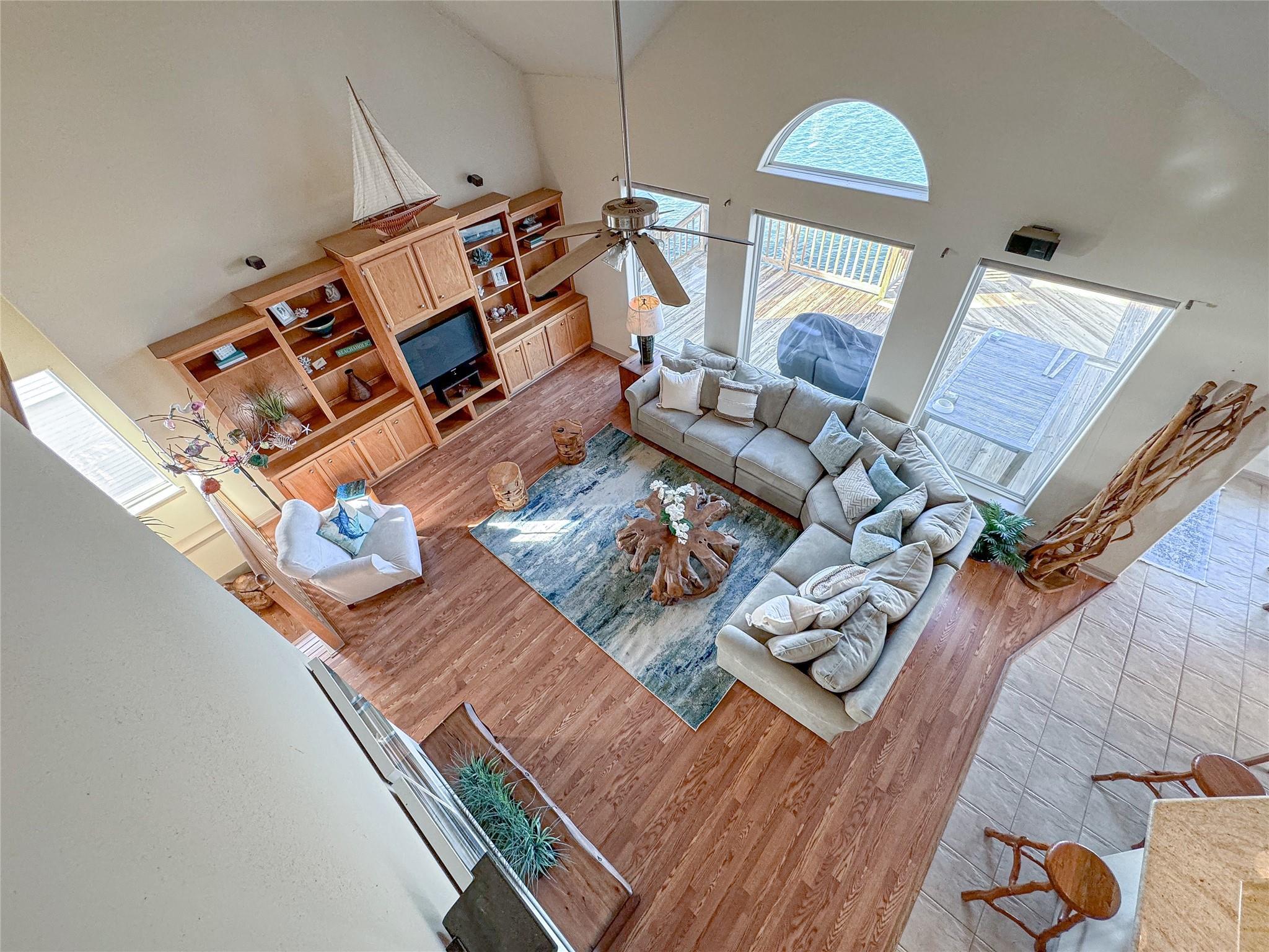 442 Jeanie Lynn St, Galveston, TX 77554